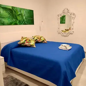  Casa vacanze Casa Sauro Italia